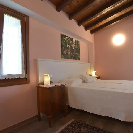 Le Orchidee Di Corazza Farm stay Picedo